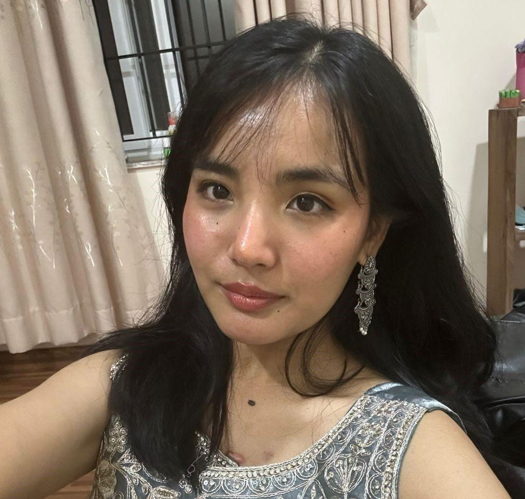 https://us.broadwayinfosys.com/Successful student from Broadway Infosys Ms. Lisa Shrestha